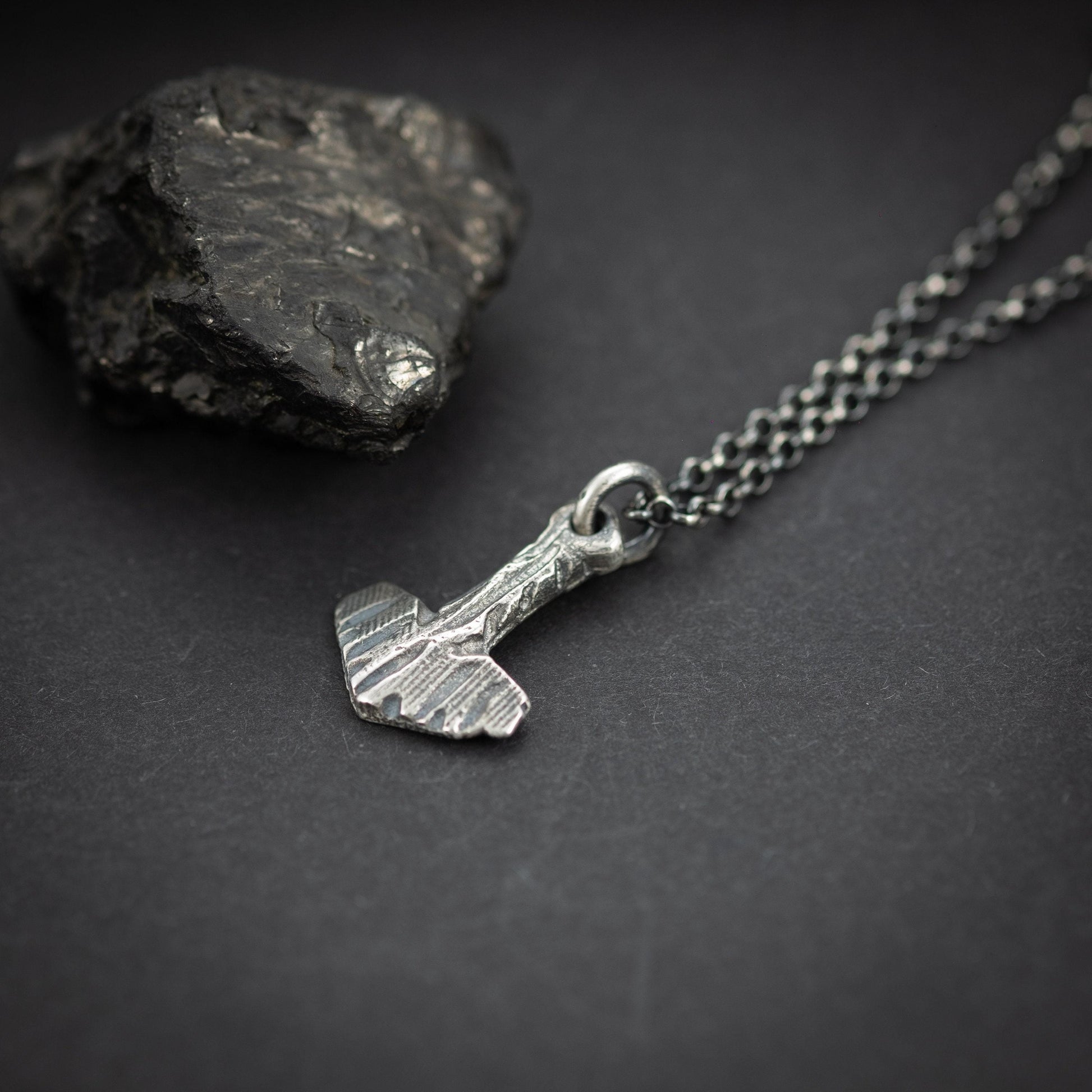 Mjolnir pendant, Viking jewelry, Thors War hammer pendant necklace,Gift for him, Boyfriend boyfriend gifts, Norse jewelry, mens gift