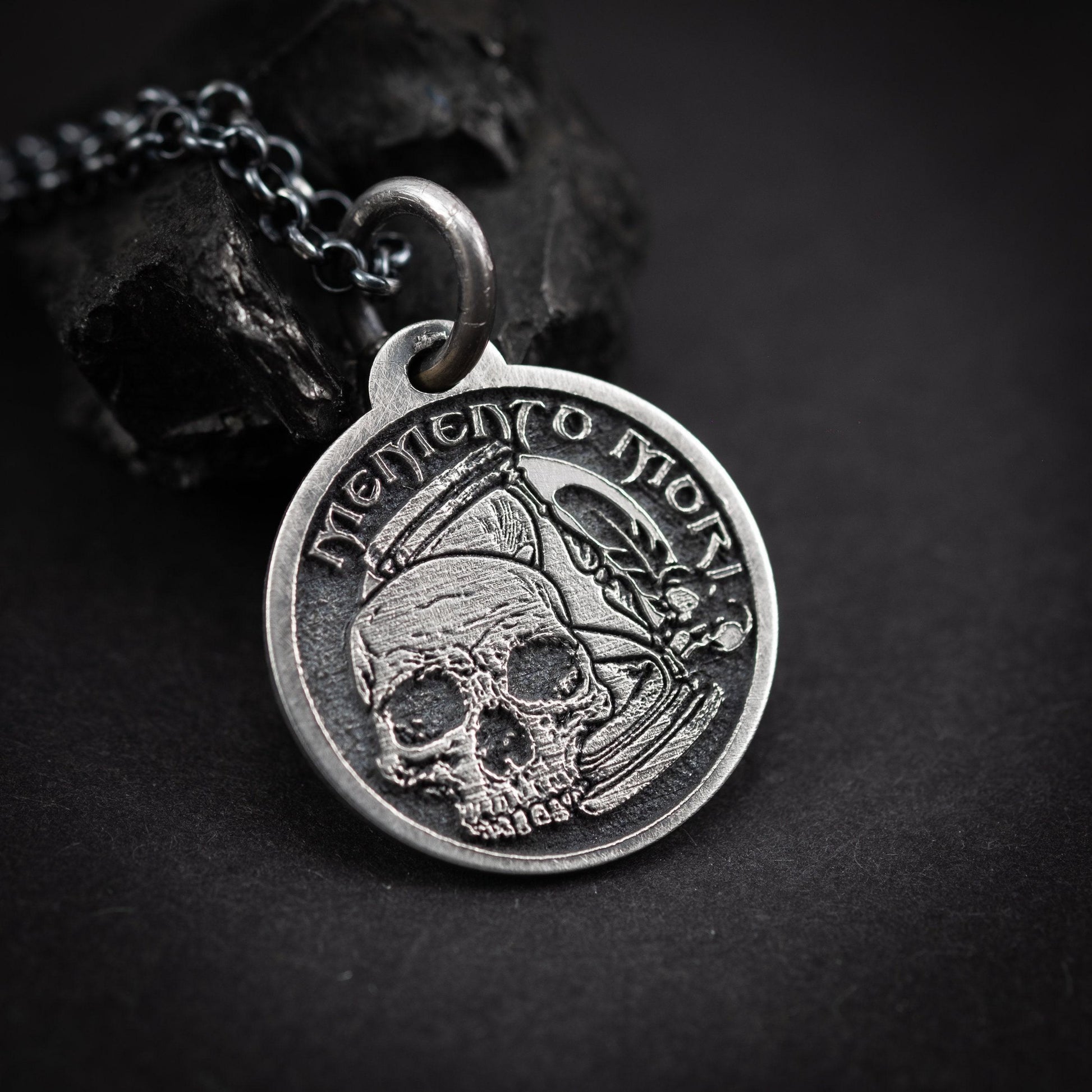 Memento mori Skull Silver Necklace for men, Personalized boyfriend gift, best friend gift, handmade goth oxidized jewelry, mens necklace