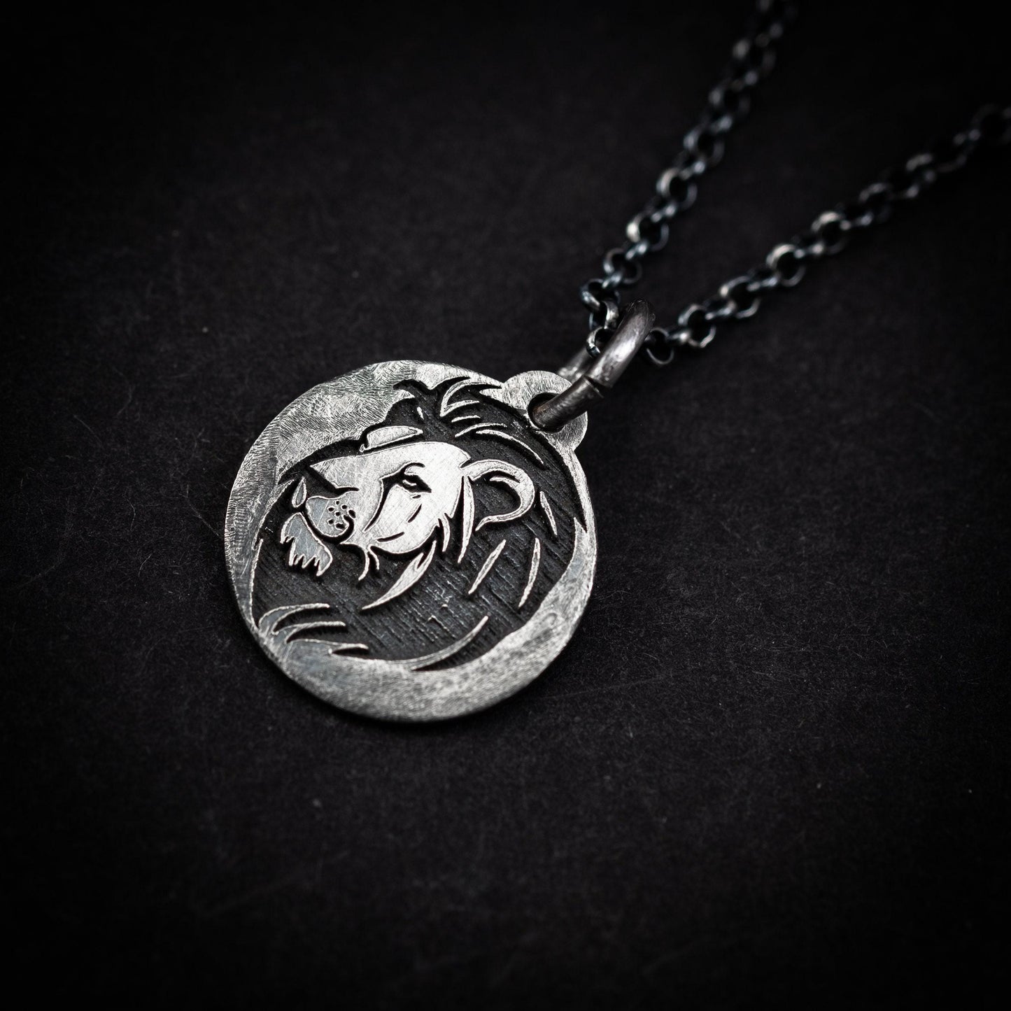 Lion head Silver pendant necklace