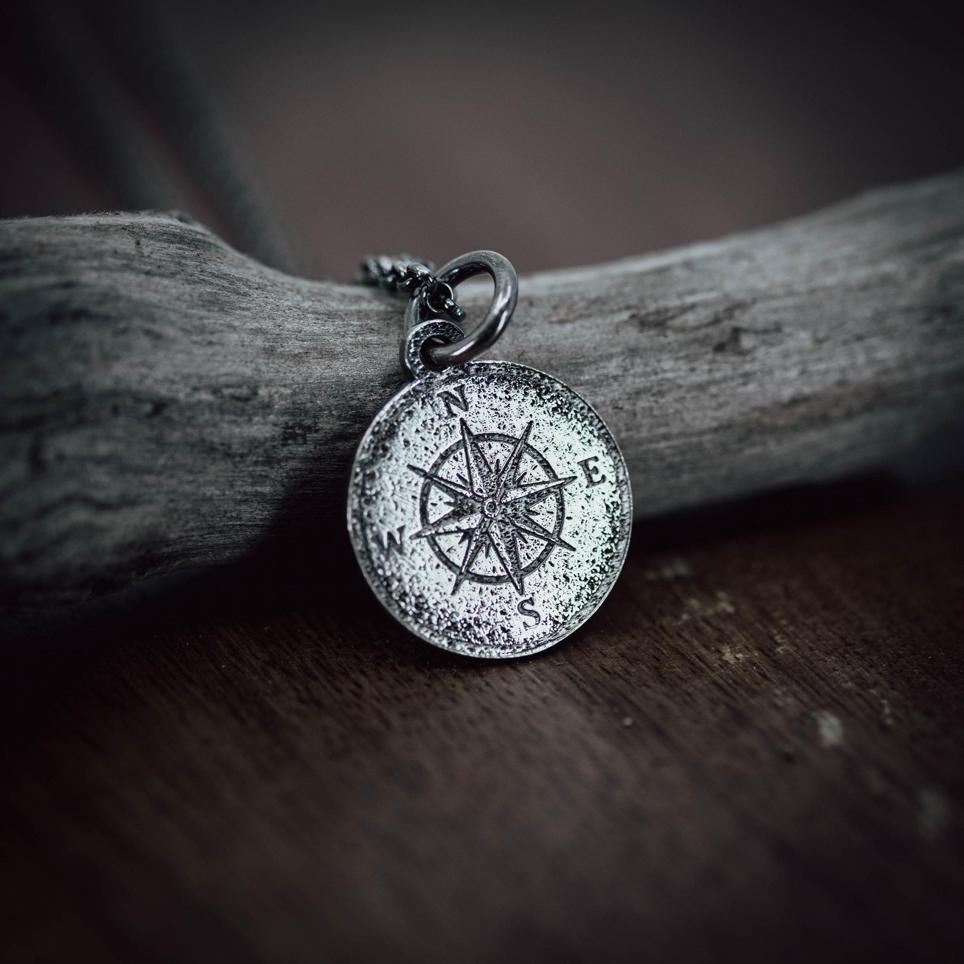 Rustic Compass Silver necklace for Men, Rustic Travel Pendant, Adventure gift