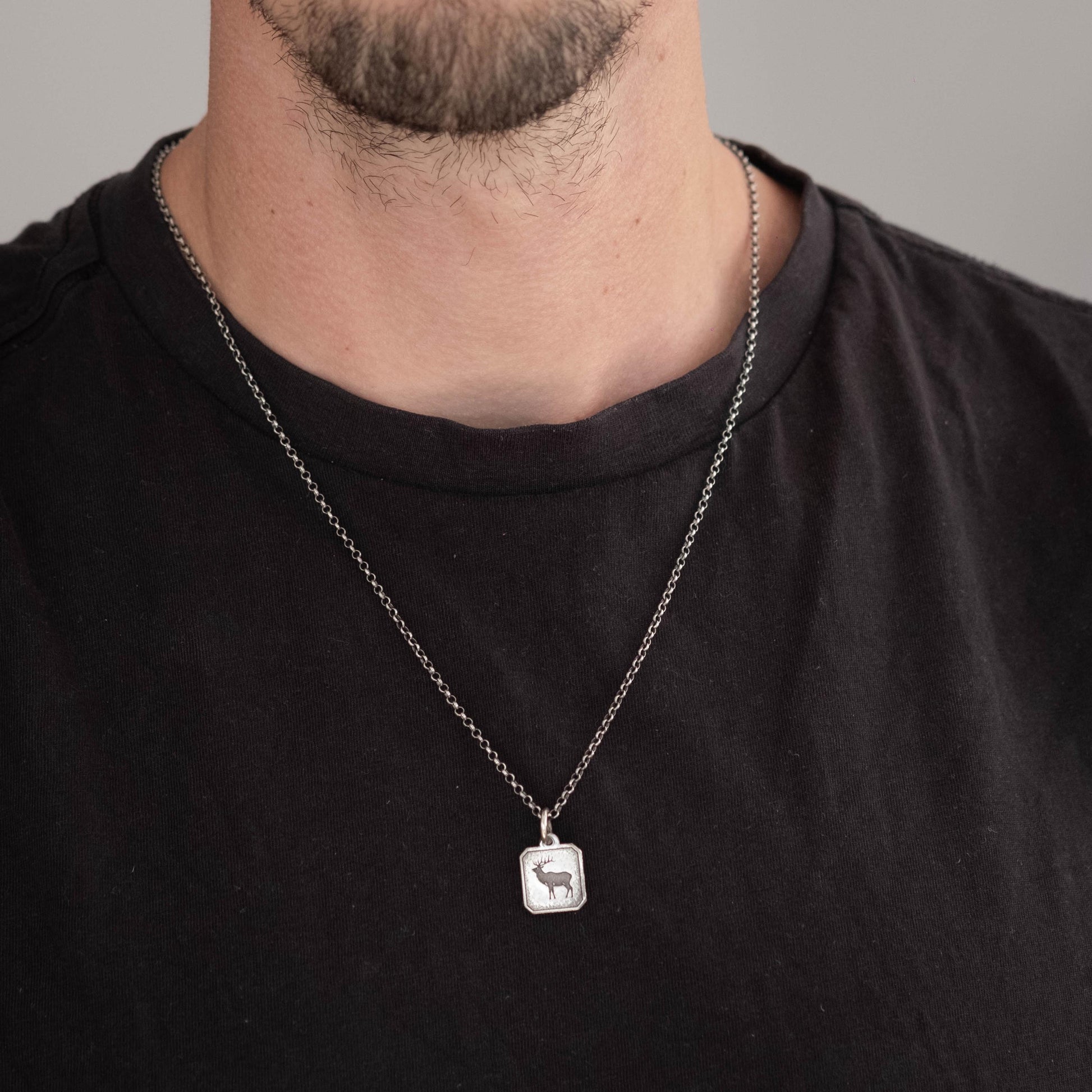 Silver Wildlife Necklace – Handmade Men’s Pendant with Engraved Wolf, Bear, Owl, Deer, Elephant, Bison, Personalized Jewelry