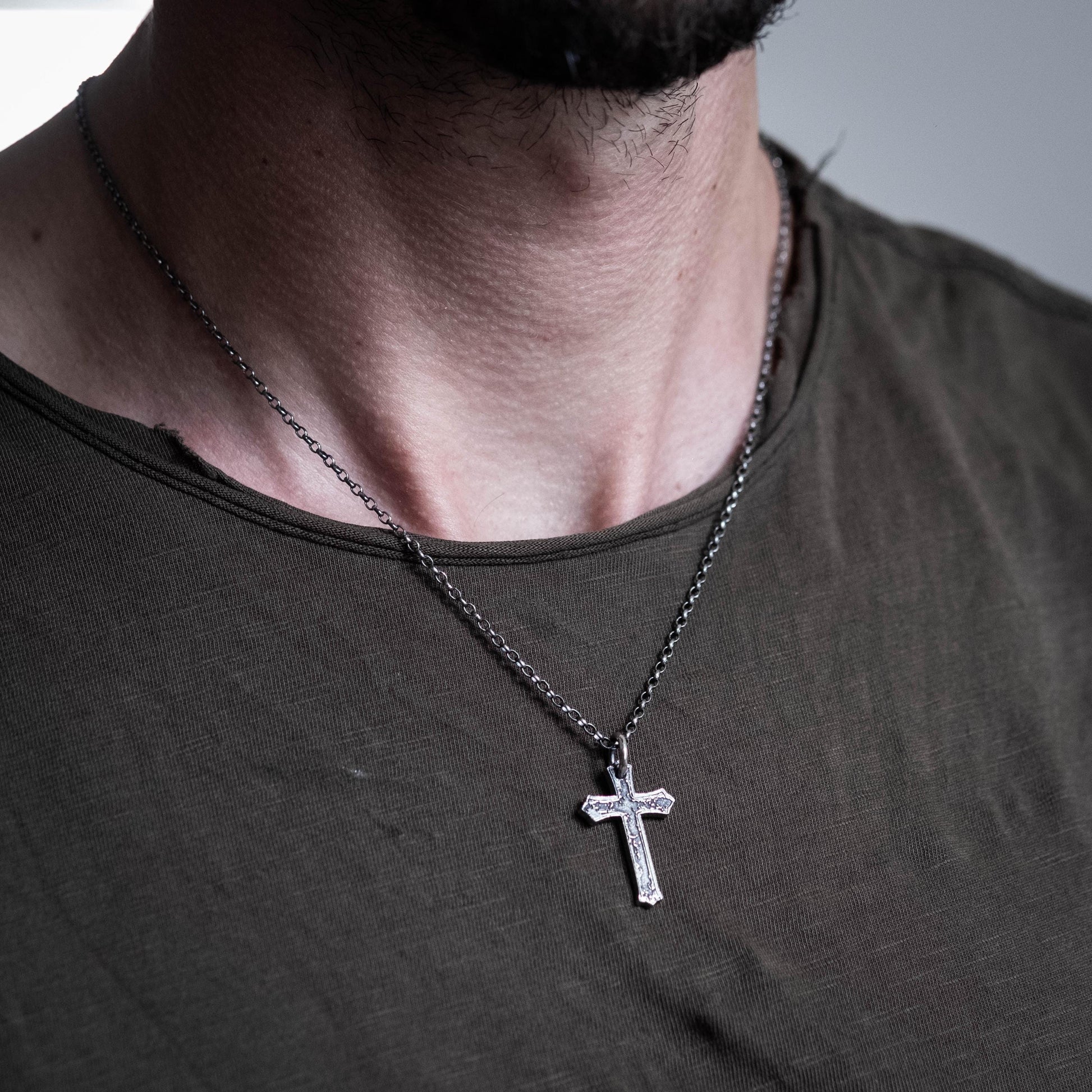 Men’s Silver Cross Necklace – Personalized Handmade Christian Jewelry, Faith Symbol Pendant, Religious Gift for Husband or Boyfriend