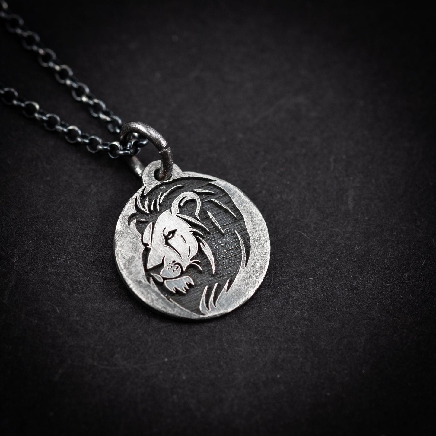 Lion head Silver pendant necklace