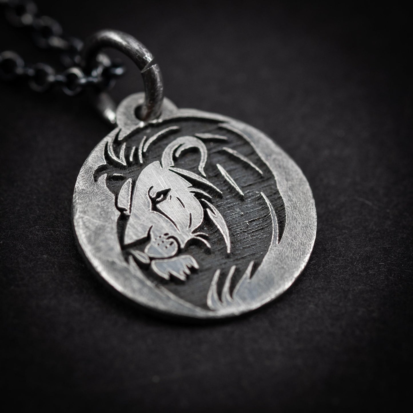 Lion head Silver pendant necklace