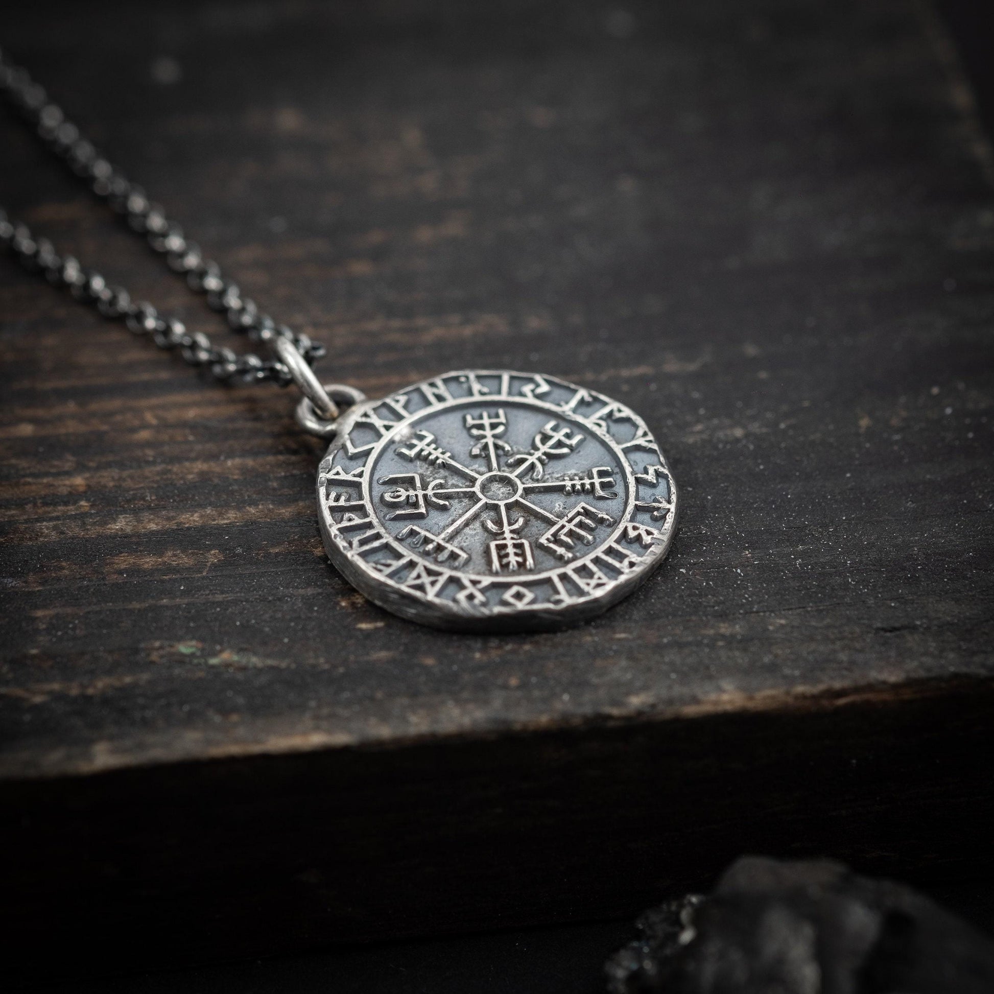 Silver Viking Mens Vegvisir rustic necklace, Boyfriend gift, Silver norse jewelry, Viking compass,Rune necklace for men, norse mythology