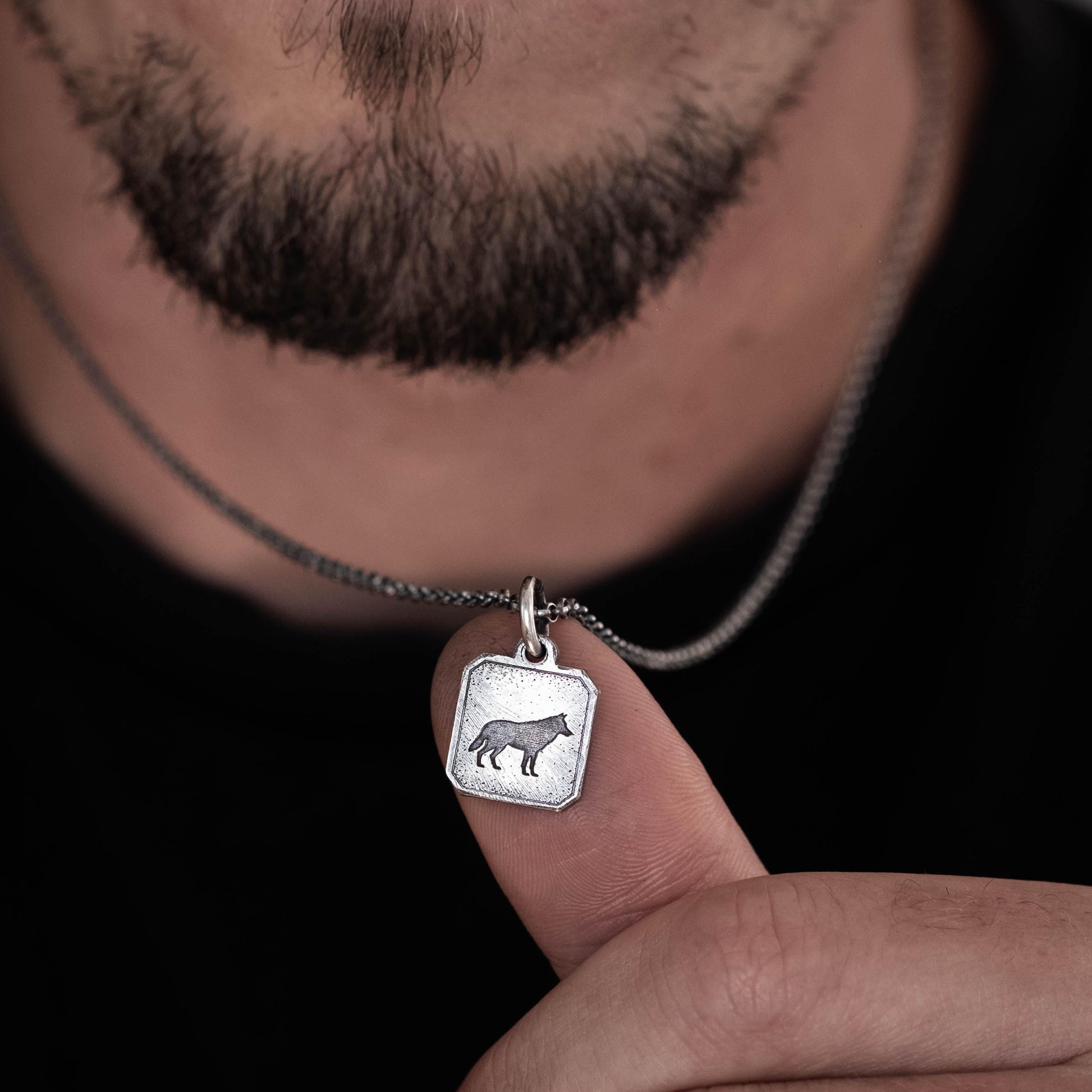 Silver Wildlife Necklace – Handmade Men’s Pendant with Engraved Wolf, Bear, Owl, Deer, Elephant, Bison, Personalized Jewelry