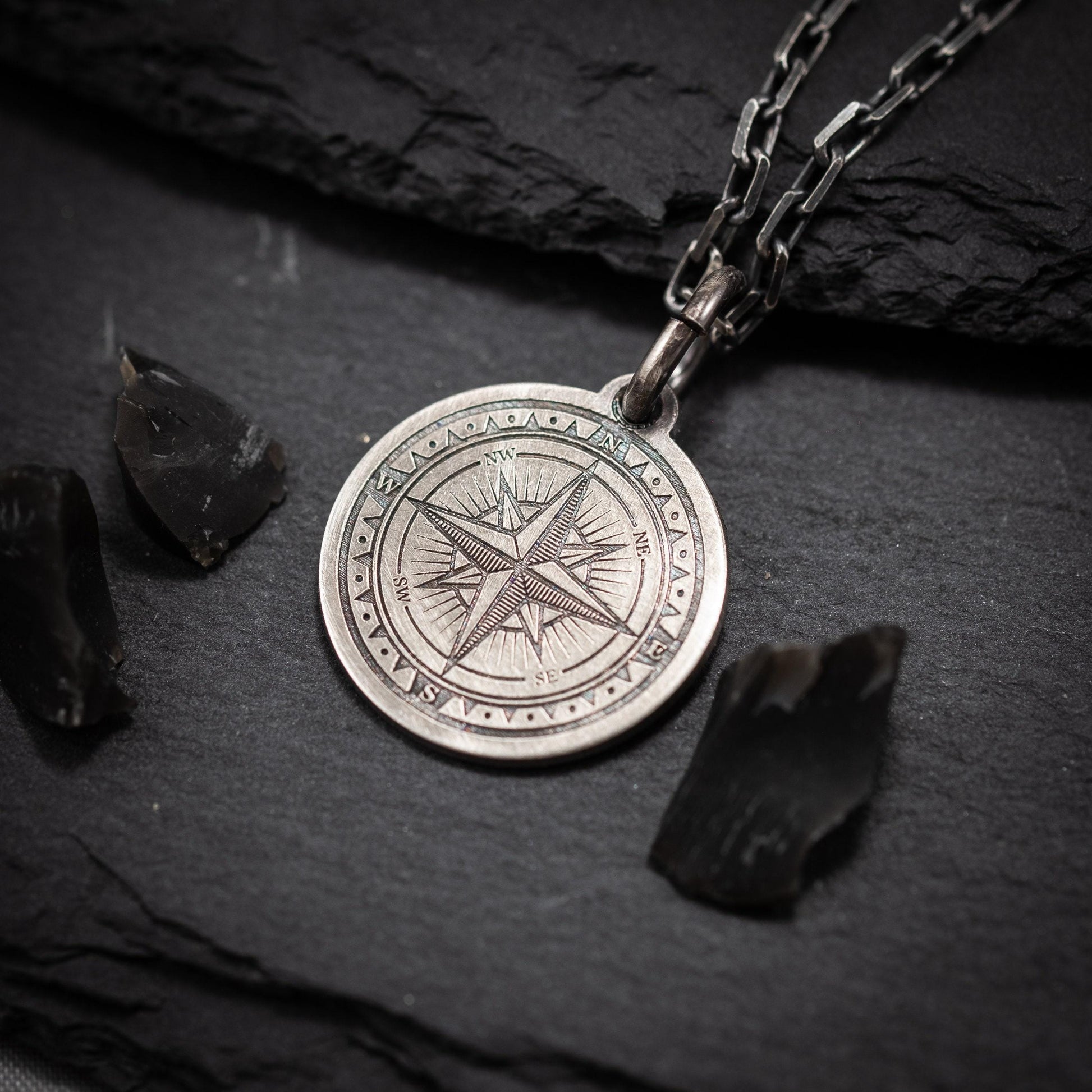 Silver Compass Travel Necklace – Adventure Pendant for Men, Symbolic Jewelry Gift for Explorers and Travelers