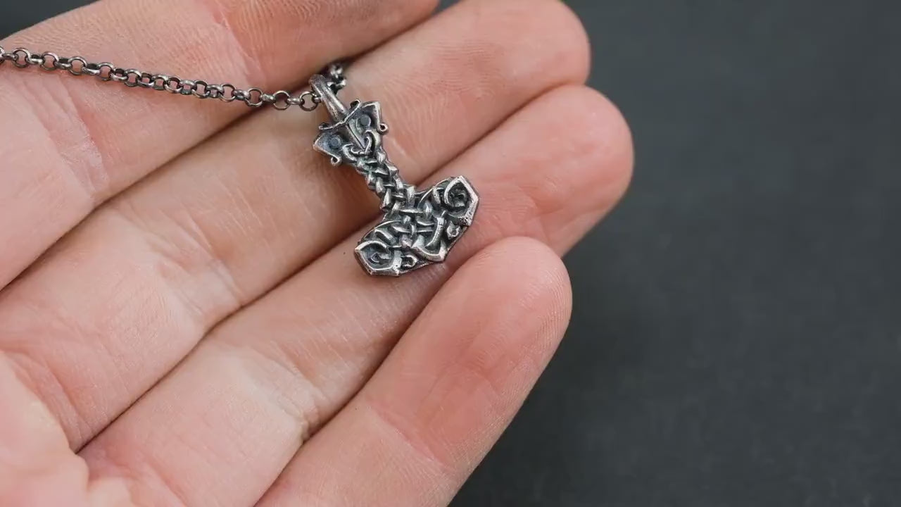 Thor's hammer Silver Pendant, Viking jewelry, Mjölnir war hammer necklace, Gift for him, Boyfriend boyfriend gifts, Norse jewelry, mens gift