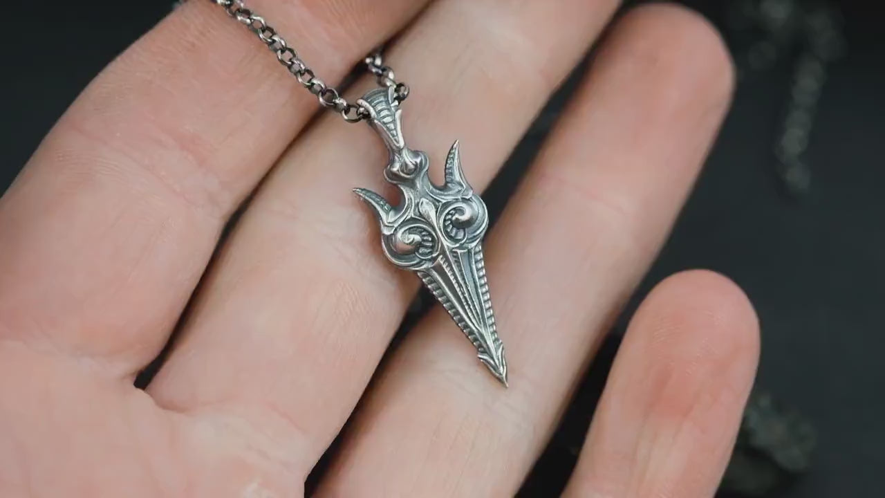 Viking Gungnir Spear Pendant Necklace, Silver Norse Warrior Amulet, Odin’s Weapon Jewelry for Men
