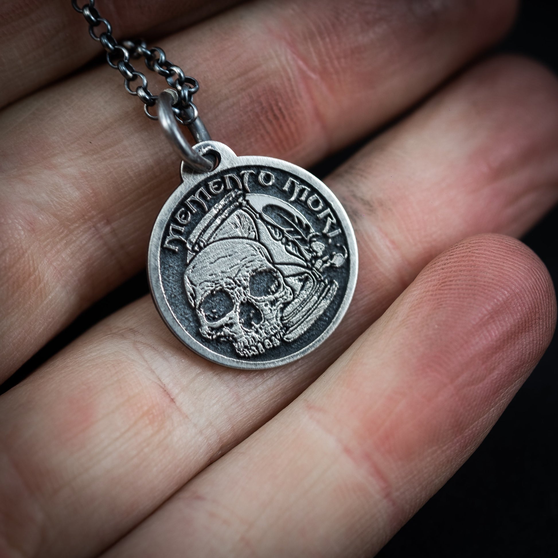 Memento mori Skull Silver Necklace for men, Personalized boyfriend gift, best friend gift, handmade goth oxidized jewelry, mens necklace